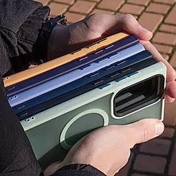 Чехол Wave Matte Insane Case with MagSafe для Samsung Galaxy S23 Ultra Deep Purple - миниатюра 7