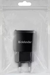 Сетевое зарядное устройство Defender EPA-13 10.5W 5V 2.1A 2xUSB-A black - миниатюра 3