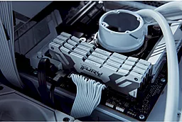 Оперативная память Kingston Fury 32 GB DDR5 6000 MHz Renegade White/Silver (KF560C32RW-32) - миниатюра 7
